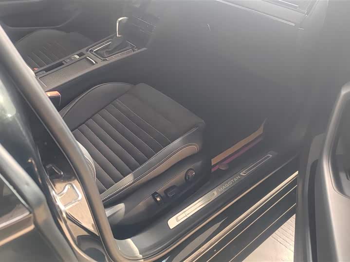 Фото 8 - Volkswagen Magotan