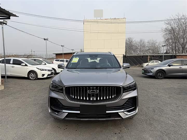 Фото 2 - Geely Monjaro