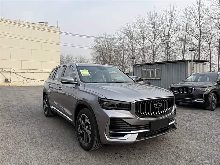 Фото 3 - Geely Monjaro