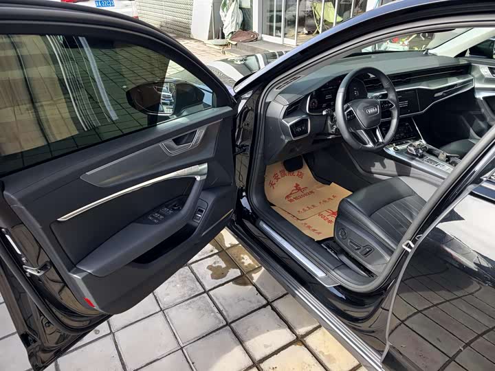 Фото 9 - Audi A6