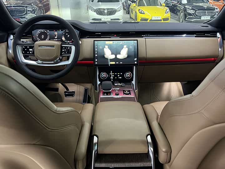 Photo 4 - Land Rover Range Rover