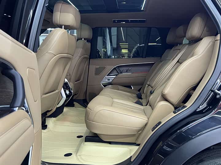 Photo 7 - Land Rover Range Rover