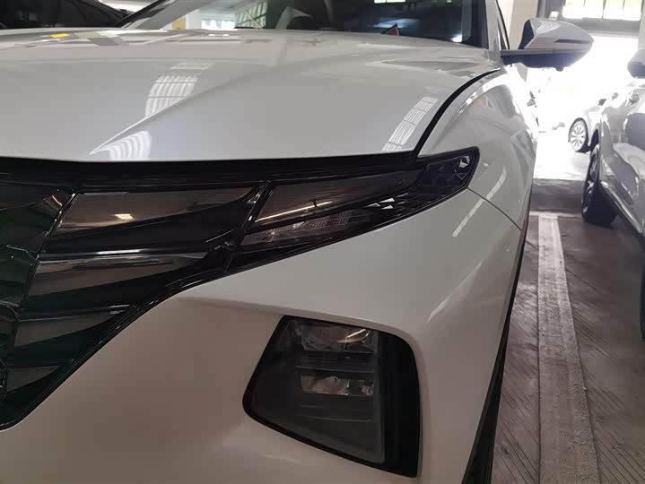 Фото 5 - Hyundai Tucson L