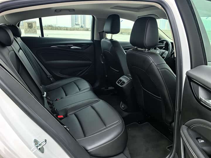 Фото 4 - Buick Regal