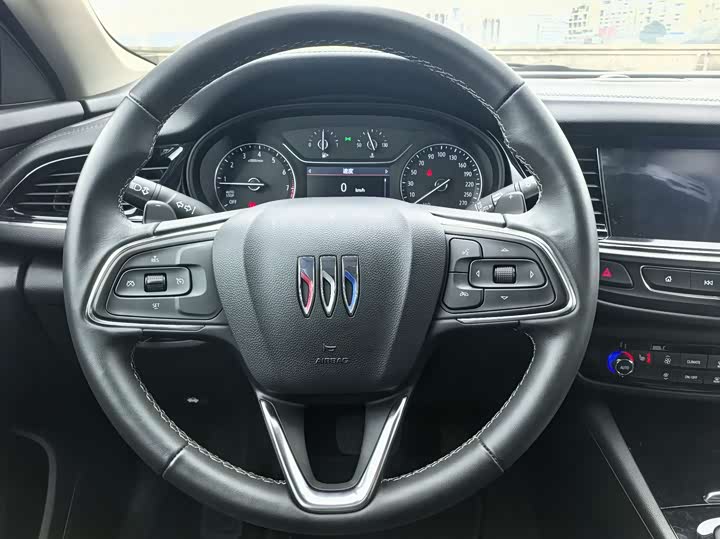 Фото 5 - Buick Regal