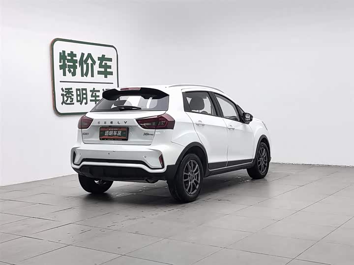 Фото 2 - Geely Vision X3