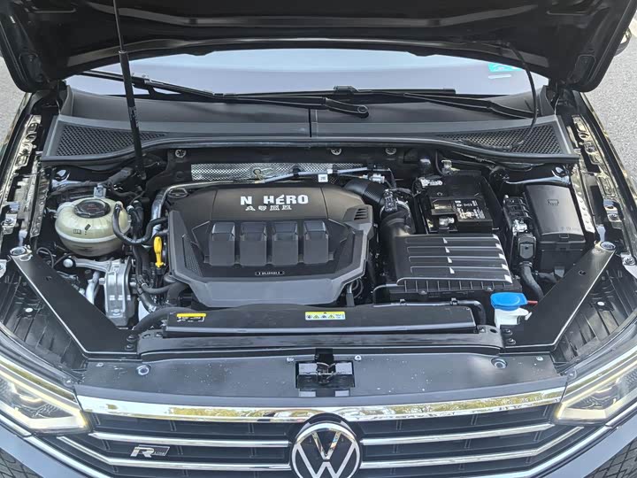 Фото 8 - Volkswagen Magotan