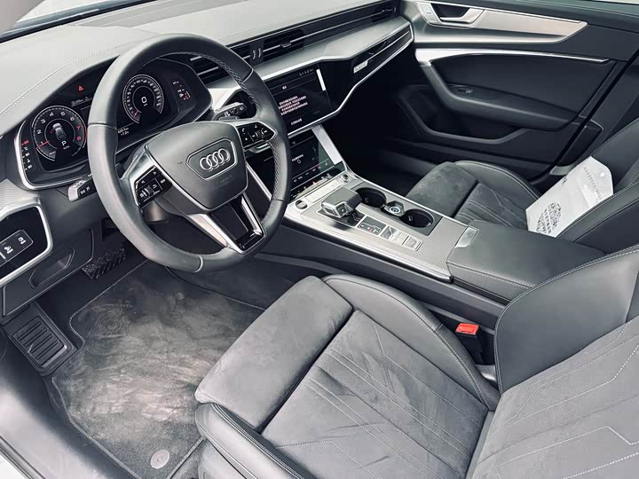 Фото 6 - Audi A6
