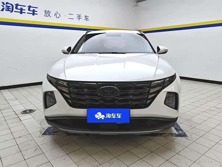 Фото 2 - Hyundai Tucson L