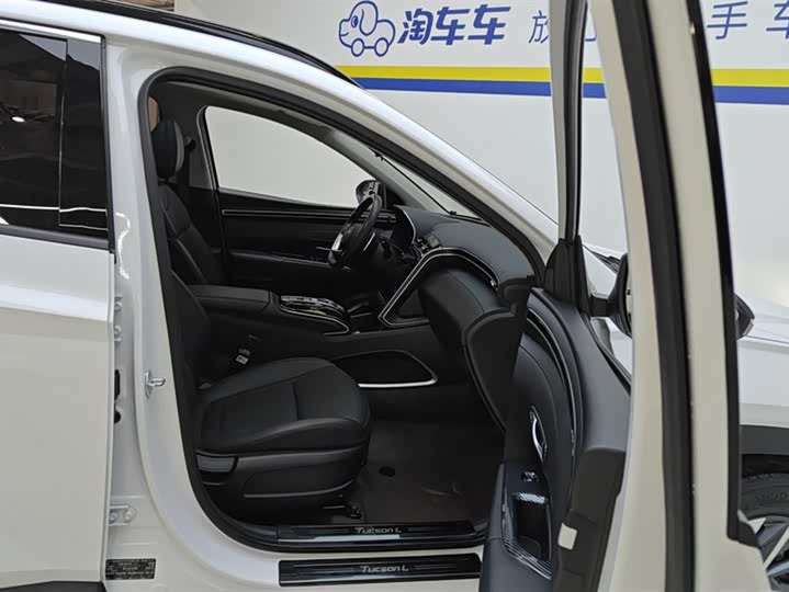 Фото 8 - Hyundai Tucson L