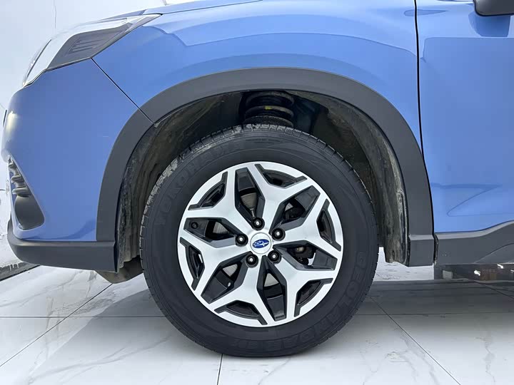 Фото 7 - Subaru Forester