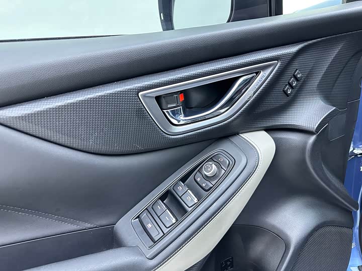 Фото 9 - Subaru Forester