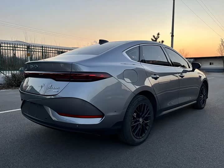 Фото 6 - BYD Qin Plus