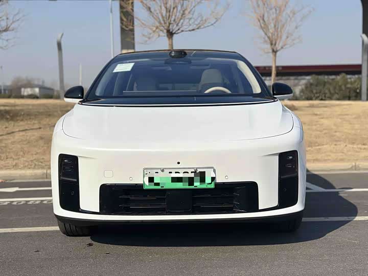 Фото 3 - LiXiang i8