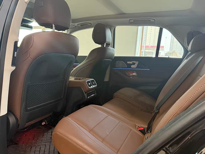 Фото 8 - Mercedes-Benz GLE-Class