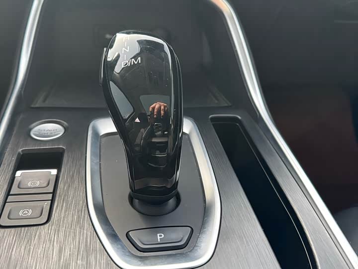 Фото 8 - Haval H6