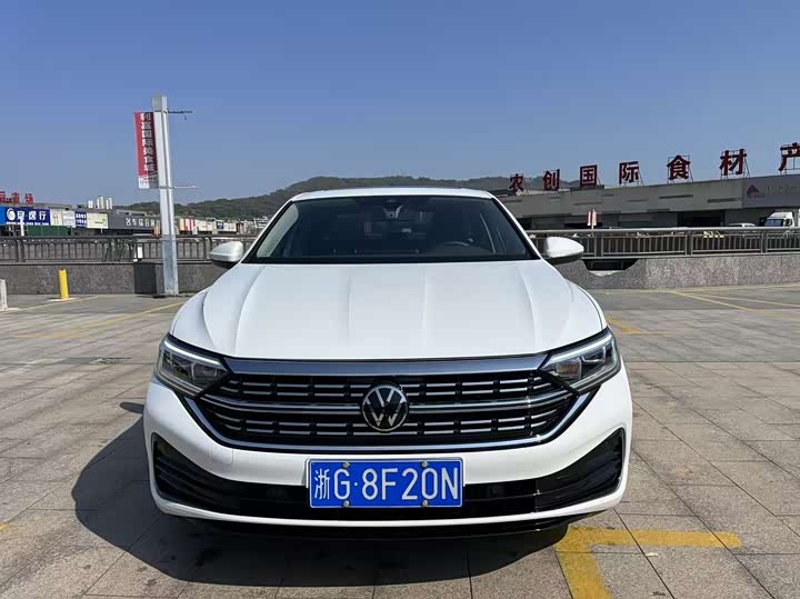 Фото 2 - Volkswagen Sagitar L
