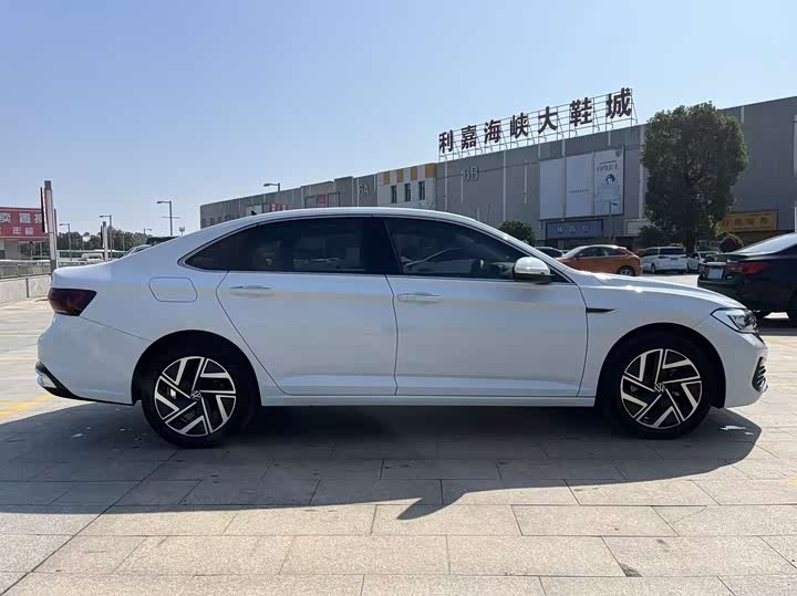 Фото 6 - Volkswagen Sagitar L