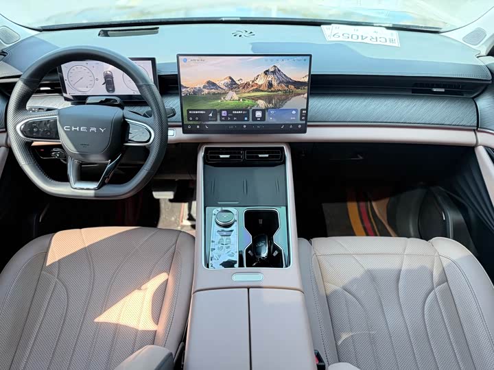 Фото 7 - Chery Tiggo 8L