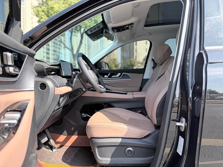 Фото 9 - Chery Tiggo 8L