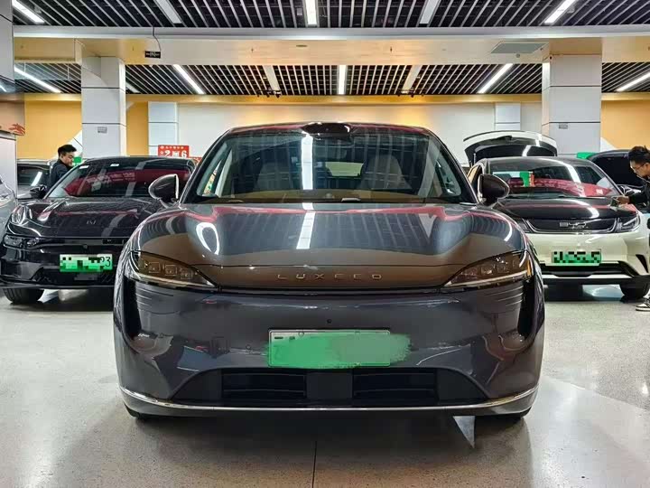 Фото 2 - Luxeed R7