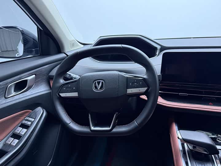 Фото 7 - Changan CS55 Plus