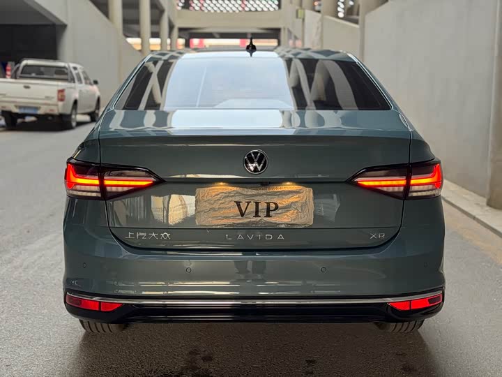 Фото 5 - Volkswagen Lavida