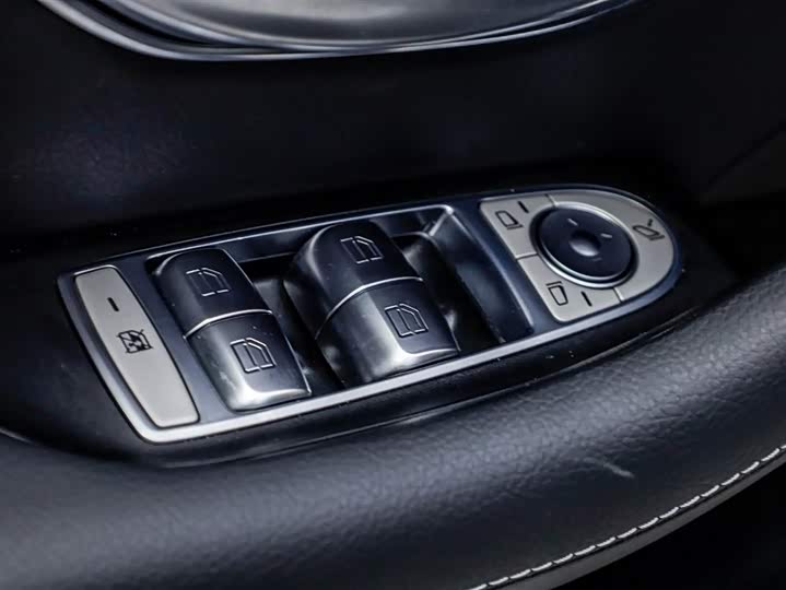 Фото 8 - Mercedes-Benz CLS-Class