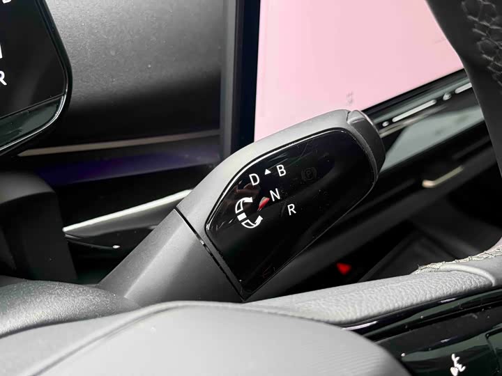 Фото 9 - Volkswagen ID.Unyx