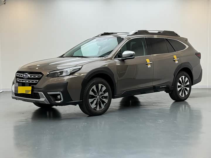 Фото 1 - Subaru Outback