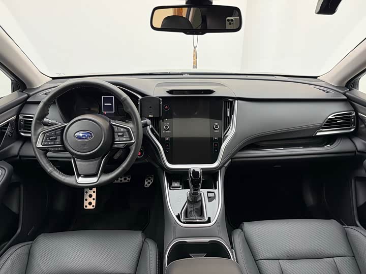 Фото 9 - Subaru Outback