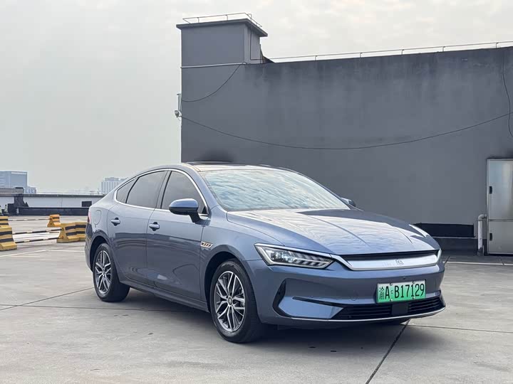 Фото 3 - BYD Qin Plus