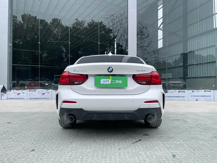 Фото 4 - BMW 1 Series