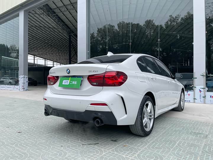 Фото 5 - BMW 1 Series