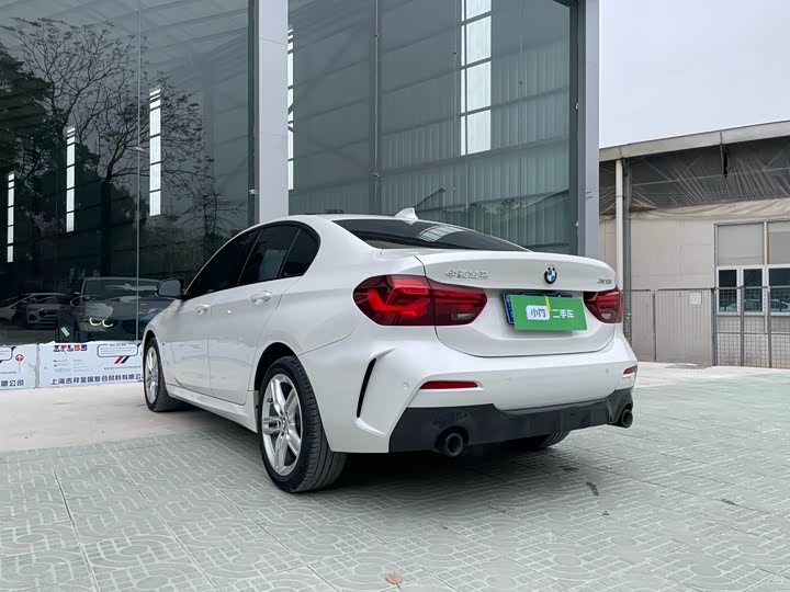 Фото 6 - BMW 1 Series