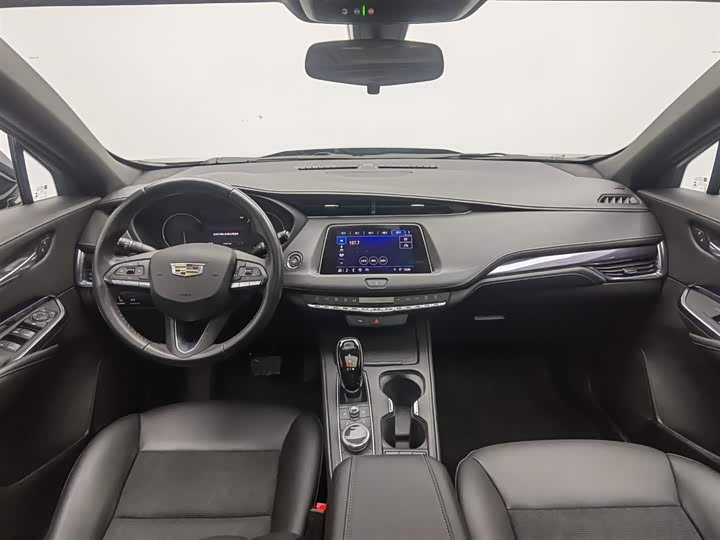 Фото 5 - Cadillac XT4