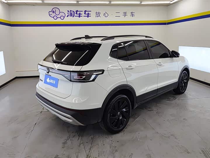 Фото 3 - Volkswagen Tharu