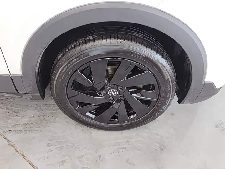 Фото 6 - Volkswagen Tharu