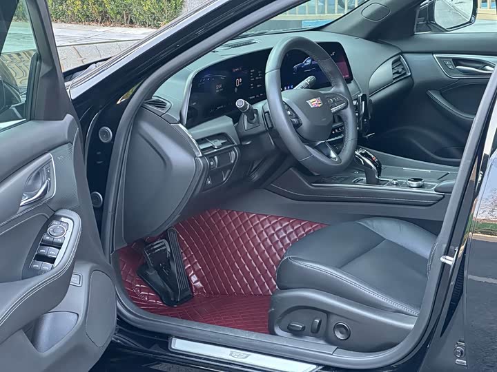 Фото 9 - Cadillac CT5