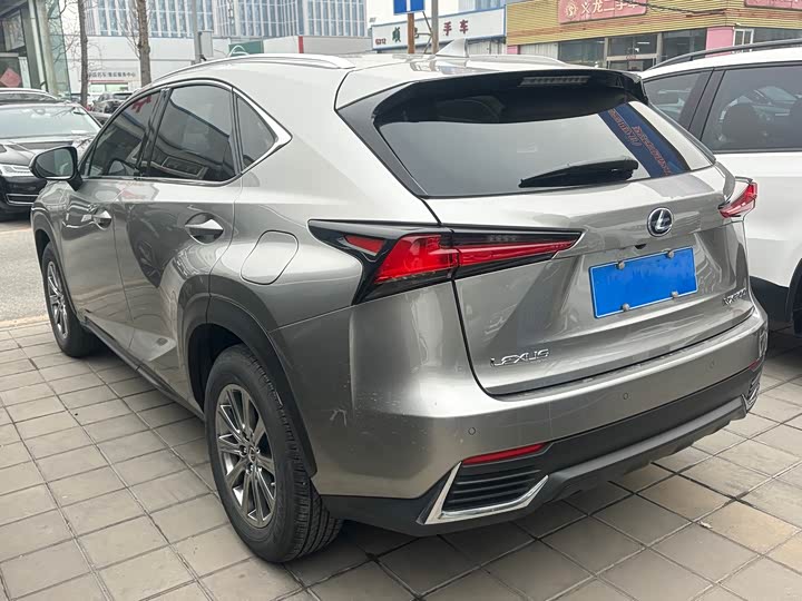 Фото 3 - Lexus NX