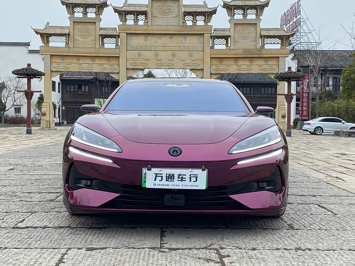 Фото 2 - Denza Z9GT