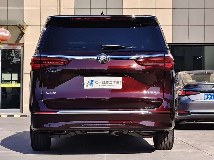 Фото 6 - Buick GL8 ES