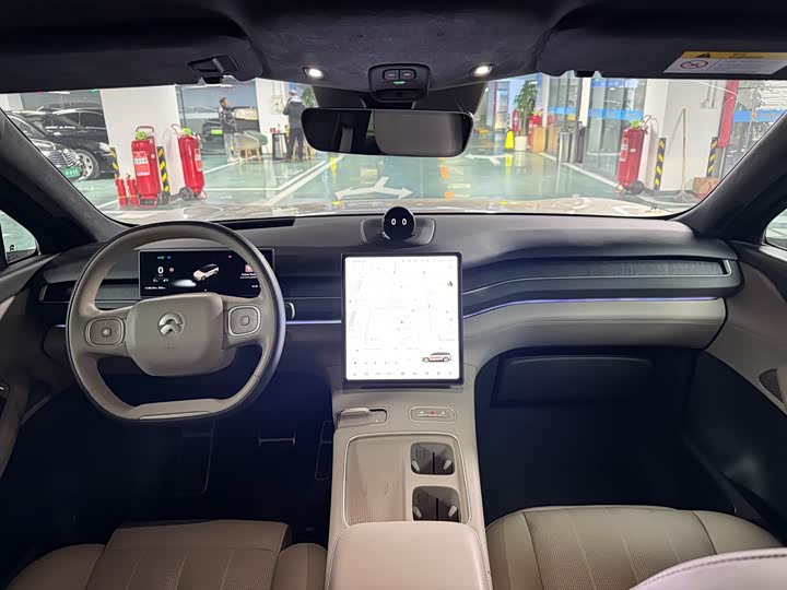 Фото 7 - Nio ES8