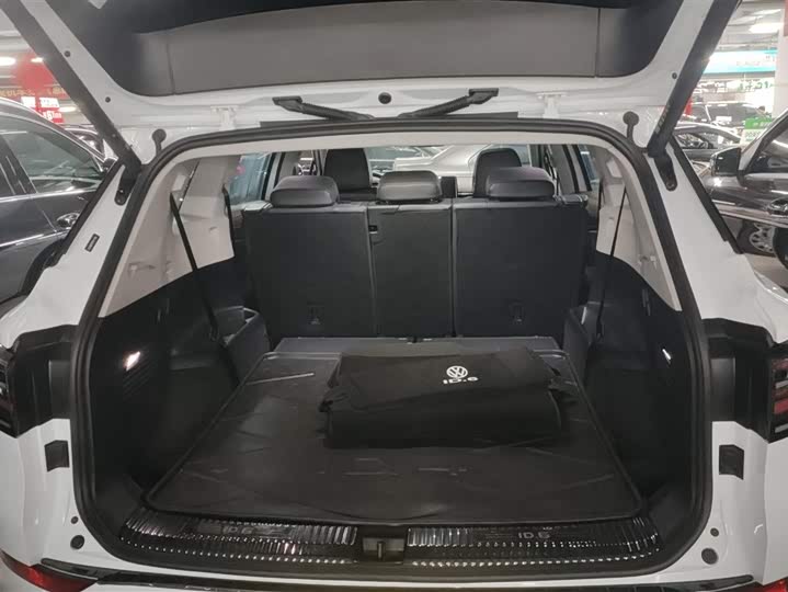 Фото 4 - Volkswagen ID.6 X