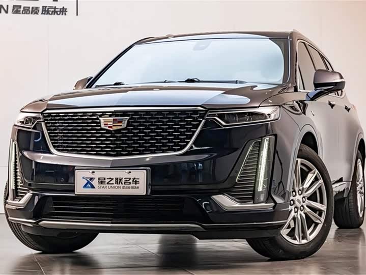 Фото 3 - Cadillac XT6