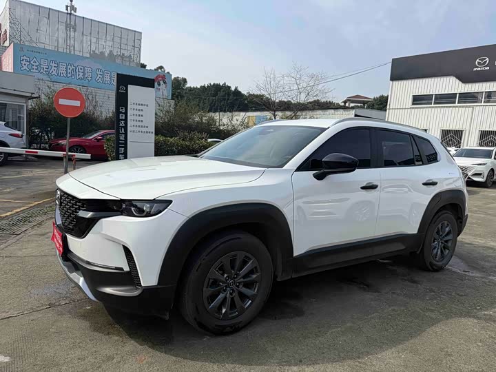 Фото 4 - Mazda CX-50
