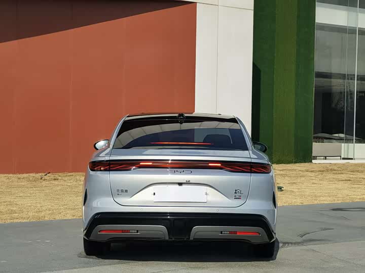 Фото 6 - BYD Han L