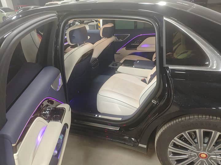 Фото 7 - Hongqi L1 (Guoya)