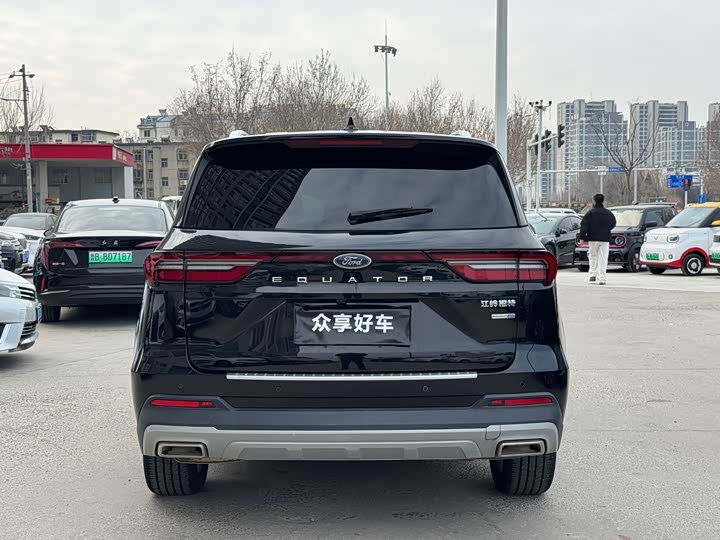 Фото 8 - Ford Equator