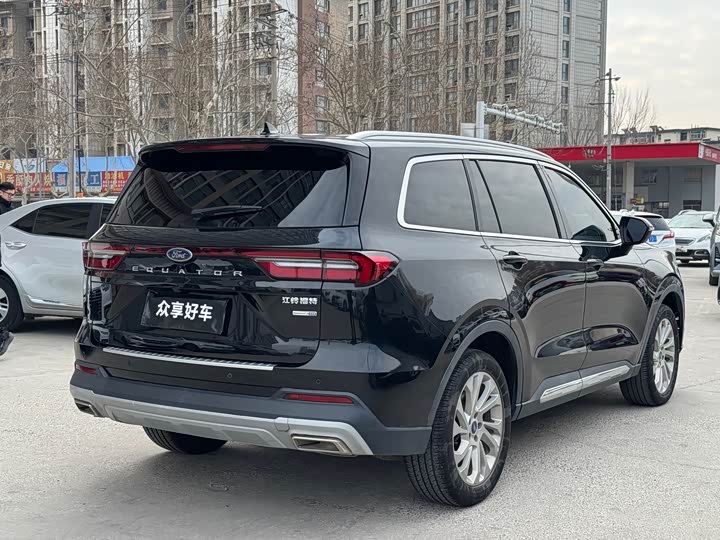 Фото 9 - Ford Equator